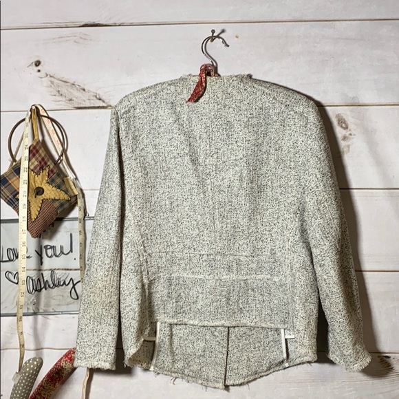 Loft; Gray Speckled Blazer; Jacket; Top; 12 - Picture 2 of 8